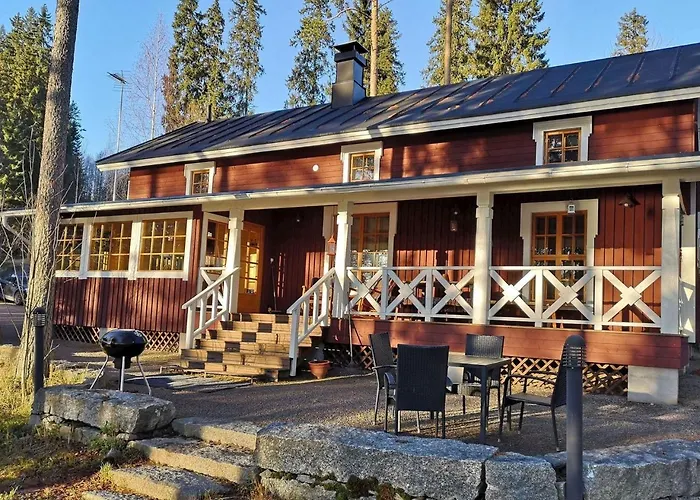 Mustalahden Makasiini By Interhome Multia